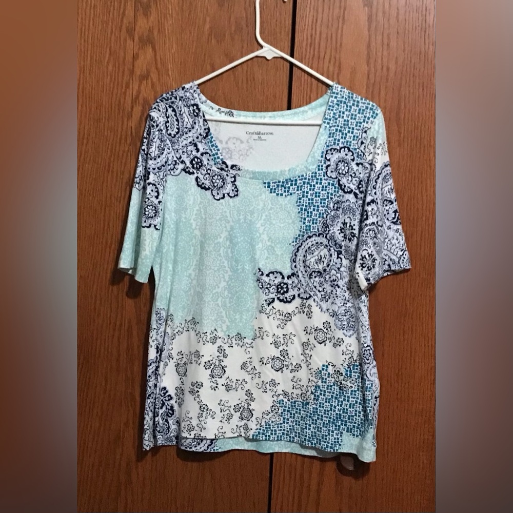 Croft & Barrow Size XL Mint Paisley Scoop Neck Women's Top Shirt